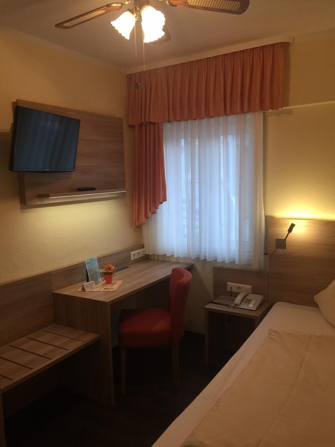 Hotel Rose Heidelberg Inklusive Fruehstueck & Saunanutzung Szoba fotó